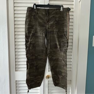 Sanctuary Women's Camouflage Cargo Capris